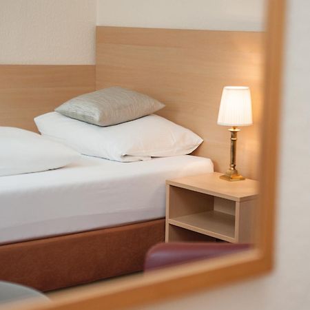 Comfort Garni Stadtzentrum Hotel Bielefeld Quarto foto